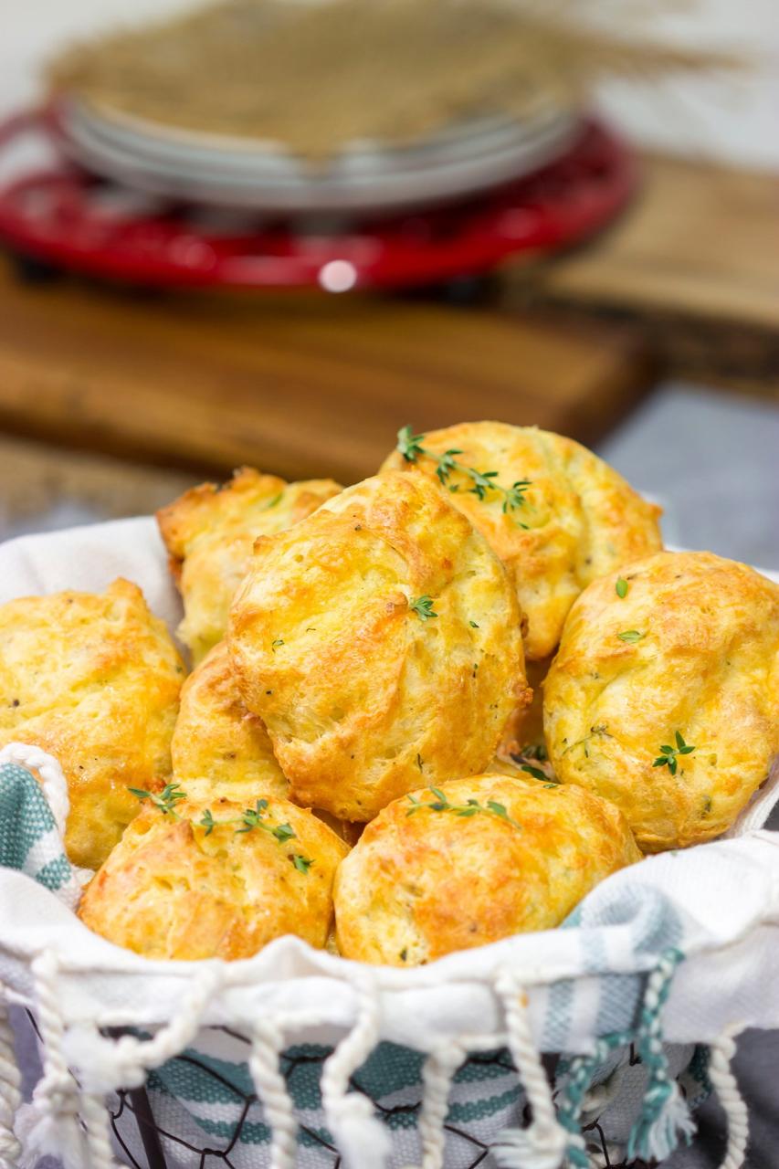 Cheddar Cheese Puffs (Gougeres) | Tasty appetizer idea!
