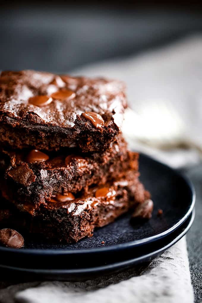 One Bowl Chocolate Fudge Brownies - Melanie Makes